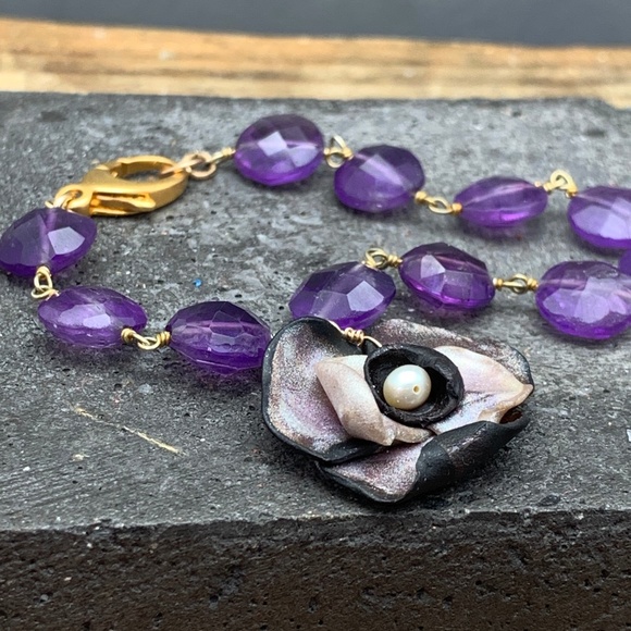 Matana Jewelry - Handmade Amethyst Orchid bracelet